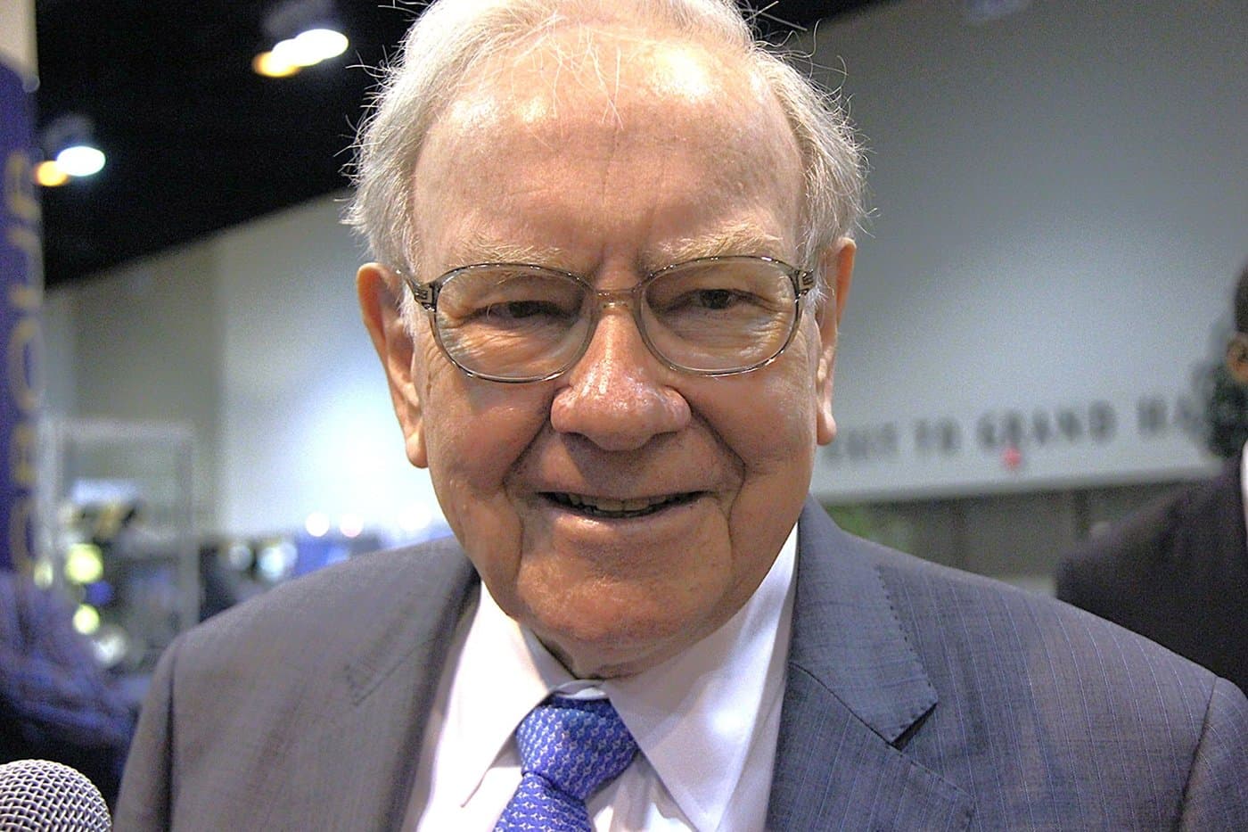 Warren Buffett's Berkshire Hathaway Has 67% of Its Portfolio in 5 Stocks. Should You Copy Him?